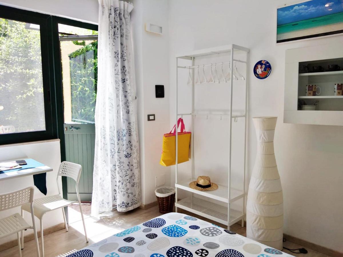 Il Giardino Di Laura Private Rooms Mondello Kültér fotó