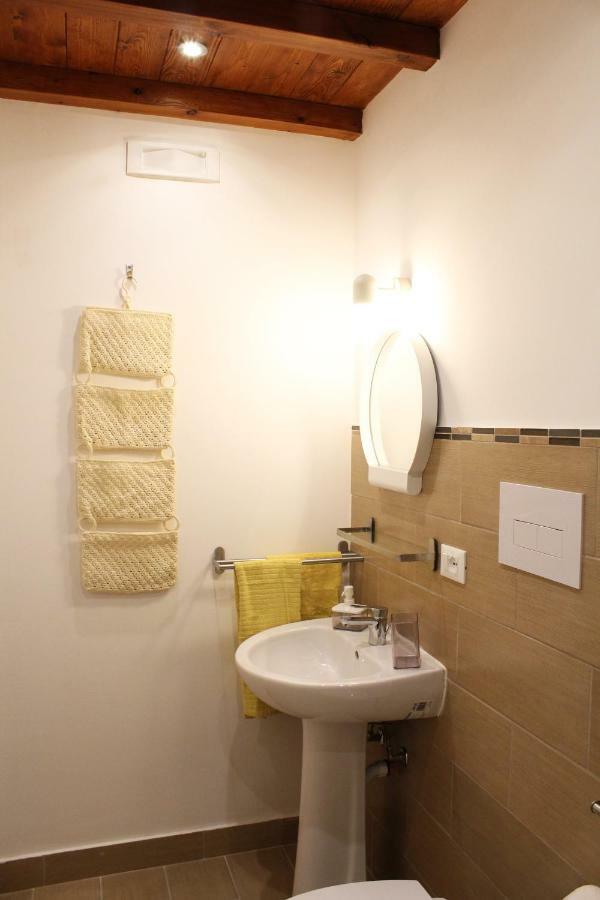 Il Giardino Di Laura Private Rooms Mondello Kültér fotó